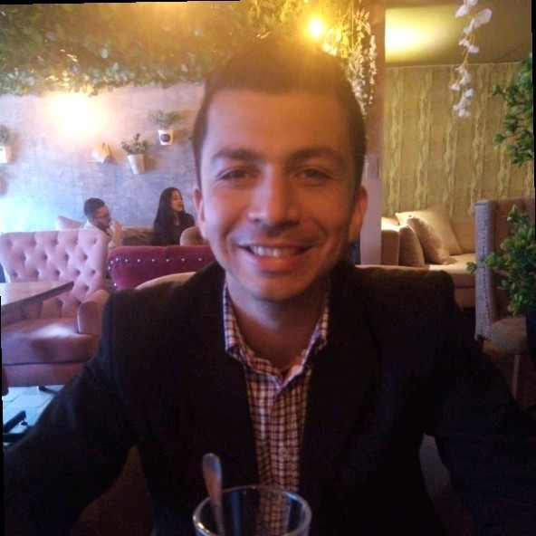 Edwar Triana Ofir Marketing - CEO